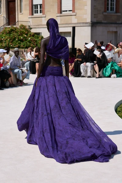 Look 98